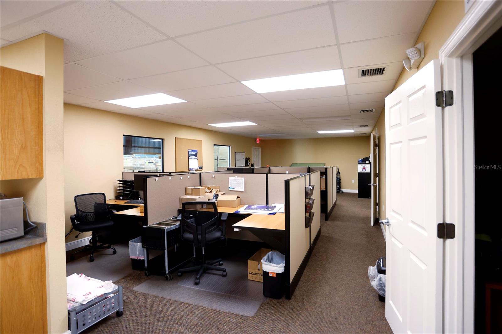 23091 CORTEZ BLVD, BROOKSVILLE, FL, 34601