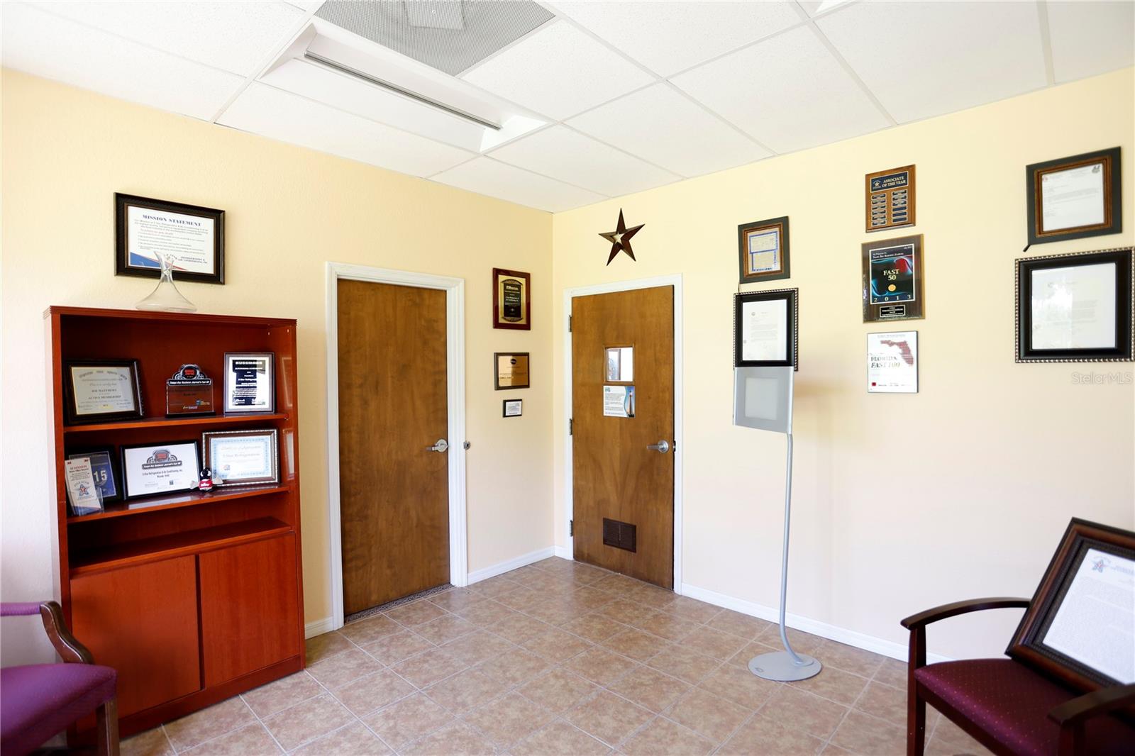 23091 CORTEZ BLVD, BROOKSVILLE, FL, 34601