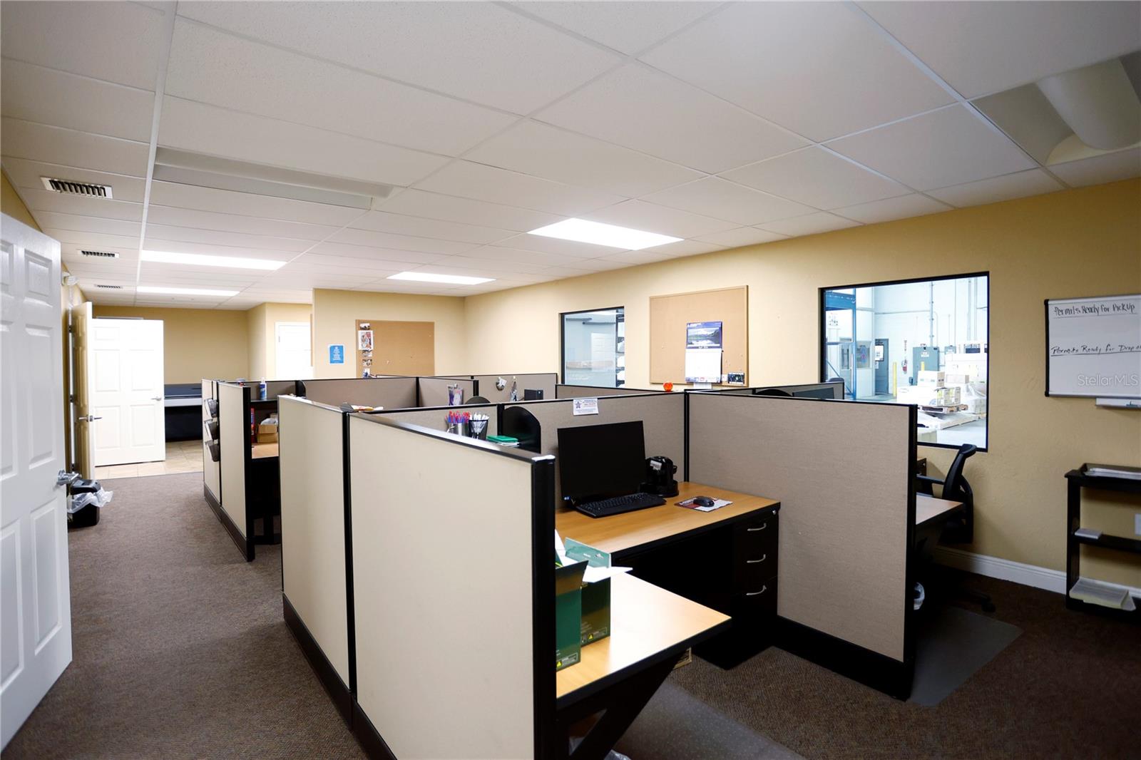 23091 CORTEZ BLVD, BROOKSVILLE, FL, 34601