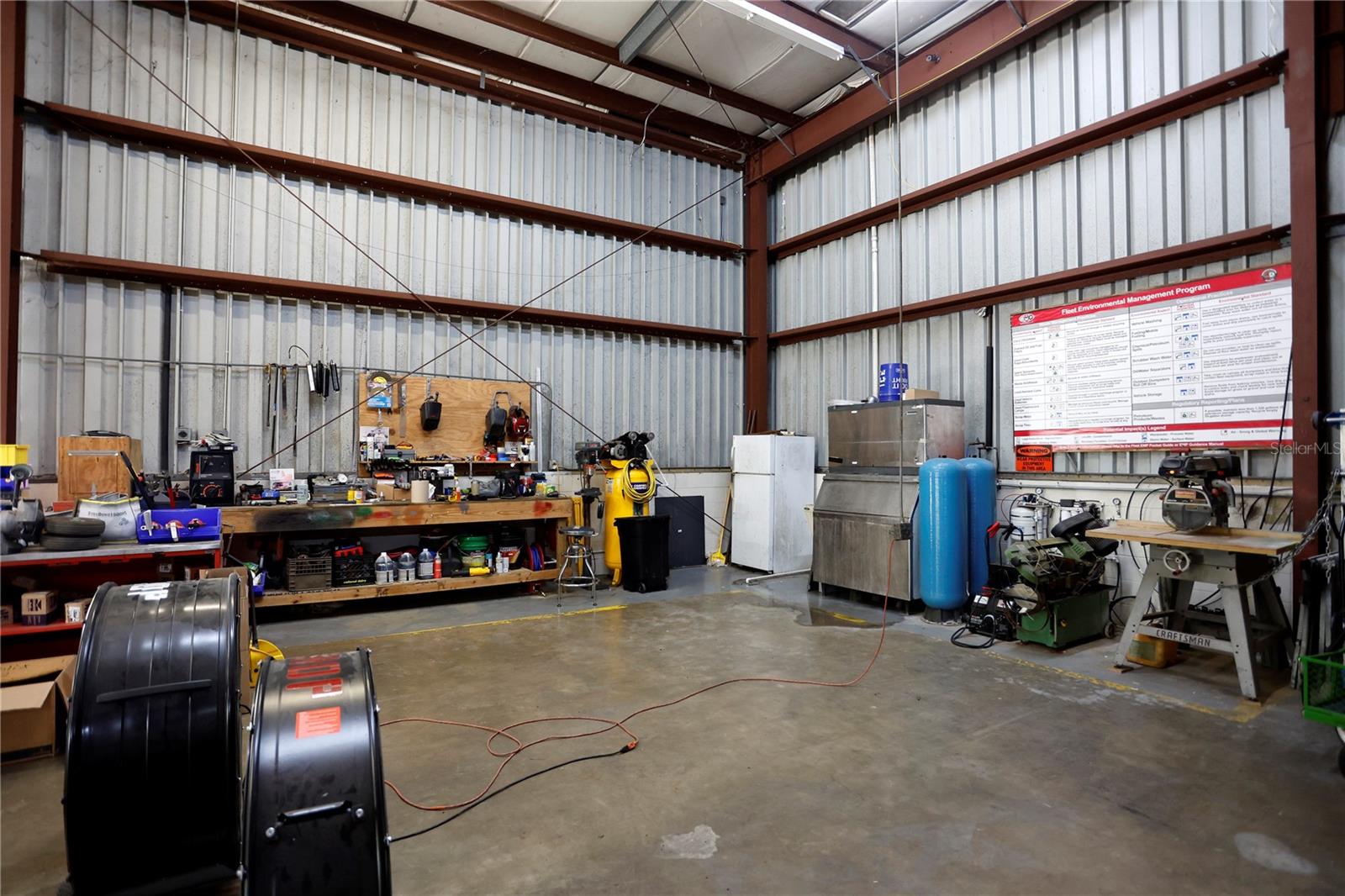 23091 CORTEZ BLVD, BROOKSVILLE, FL, 34601