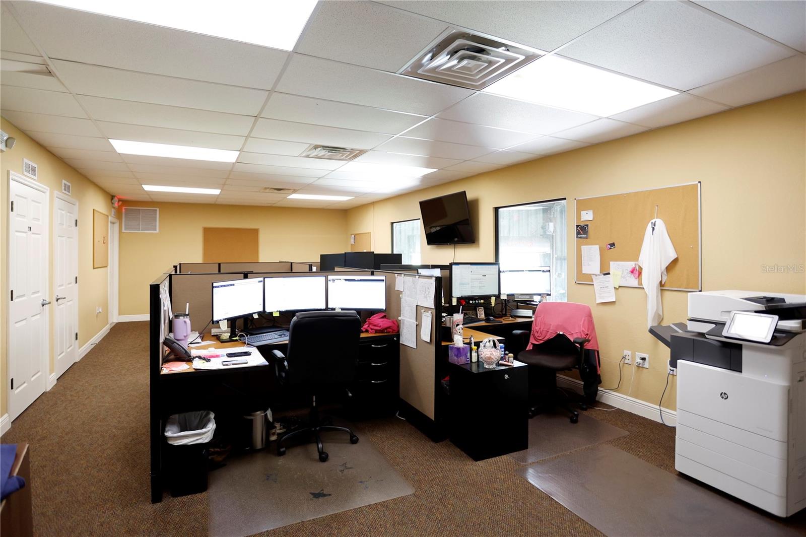23091 CORTEZ BLVD, BROOKSVILLE, FL, 34601