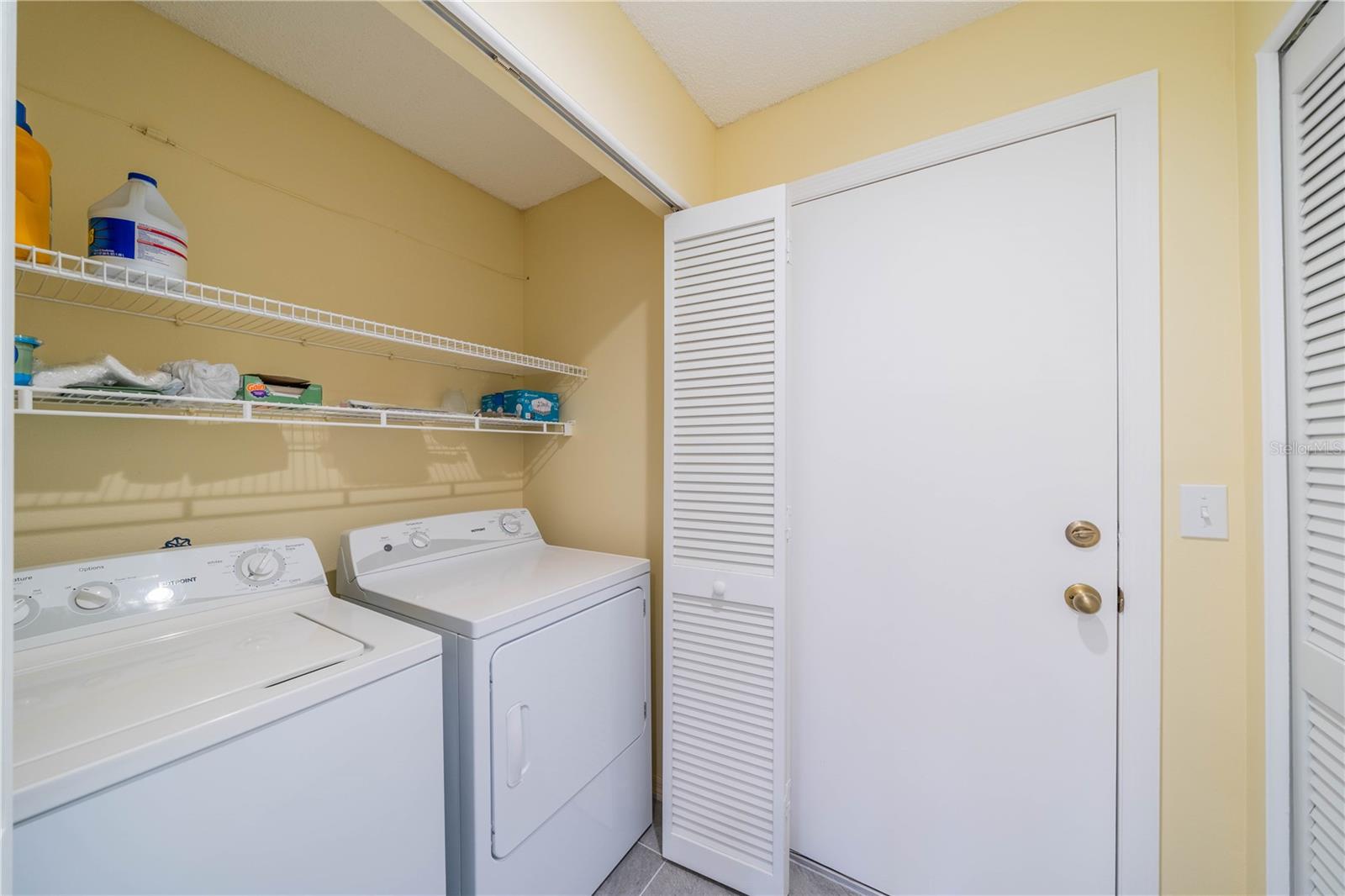 912 OXFORD PARK DR, SUN CITY CENTER, FL, 33573