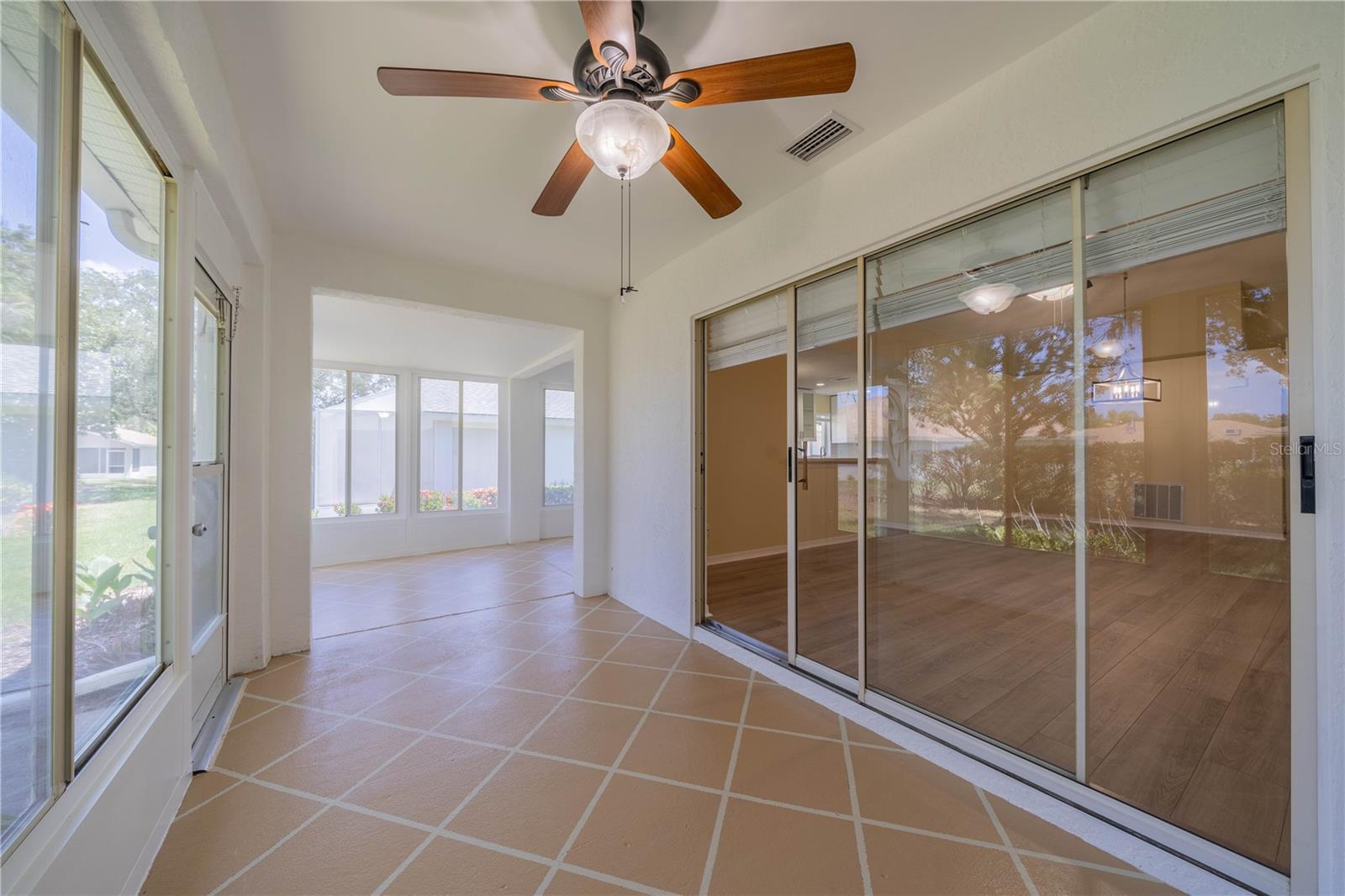 912 OXFORD PARK DR, SUN CITY CENTER, FL, 33573