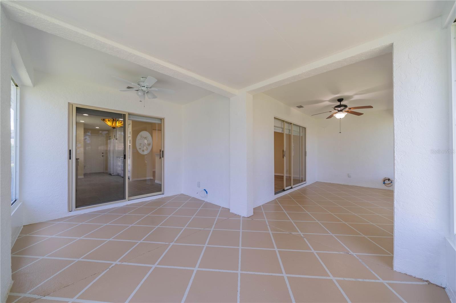 912 OXFORD PARK DR, SUN CITY CENTER, FL, 33573