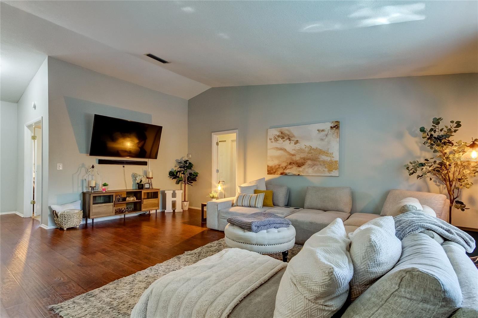 6854 CIRCLECREEK DR, PINELLAS PARK, FL, 33781