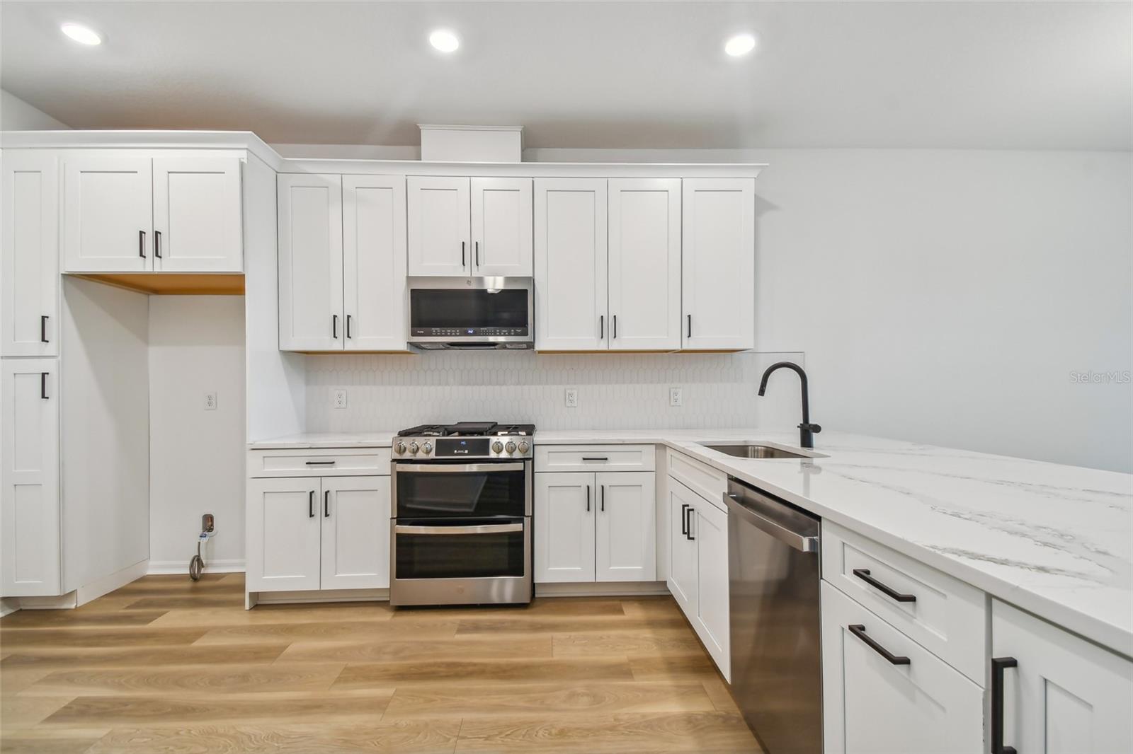 18170 CHERISHED LOOP, BRADENTON, FL, 34211