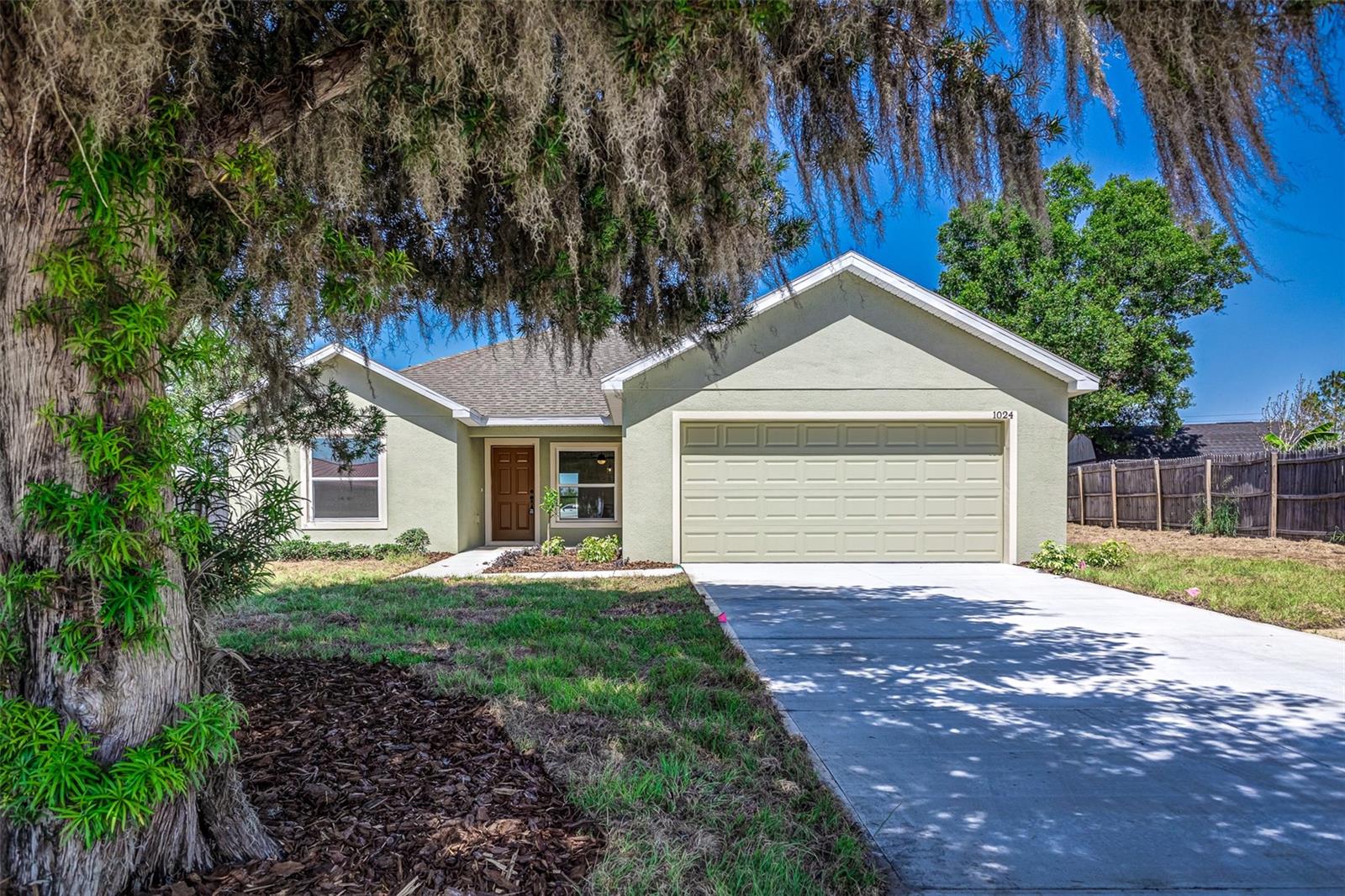 1024 THOMPSON AVE, FROSTPROOF, FL, 33843