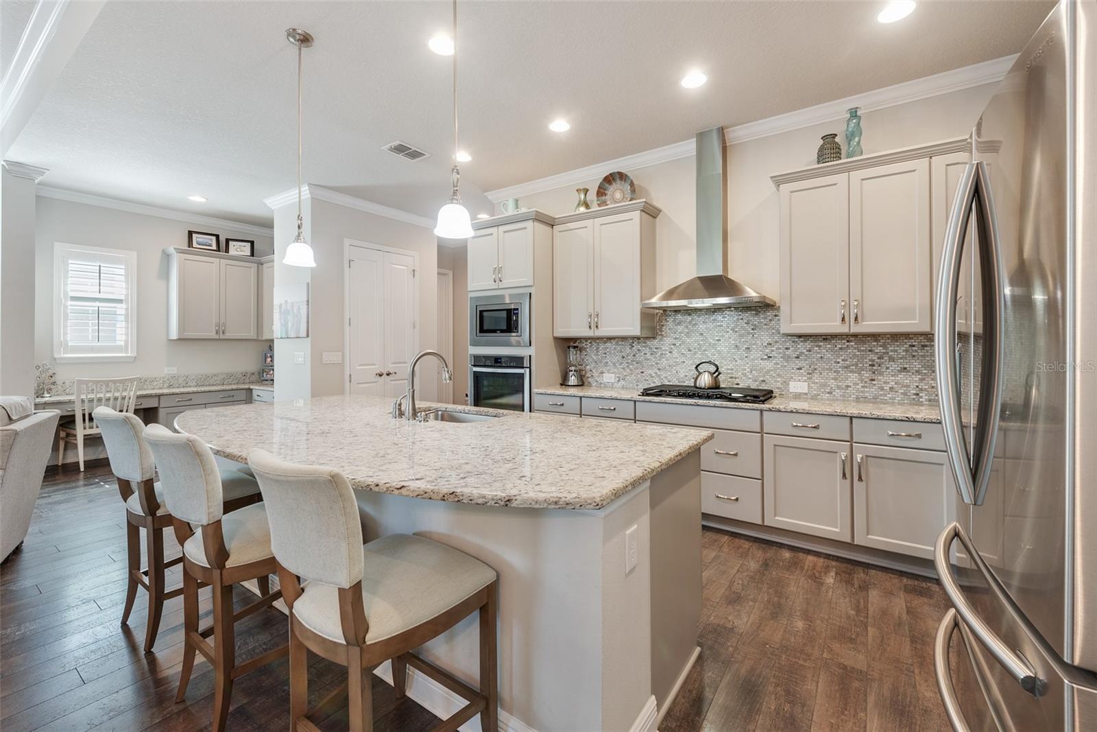 13934 SWALLOW HILL DR, LITHIA, FL, 33547