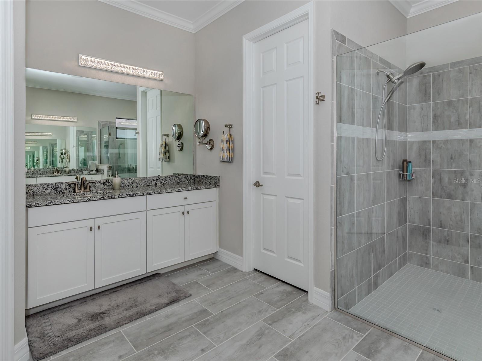 10805 WHISK FERN DR, VENICE, FL, 34293