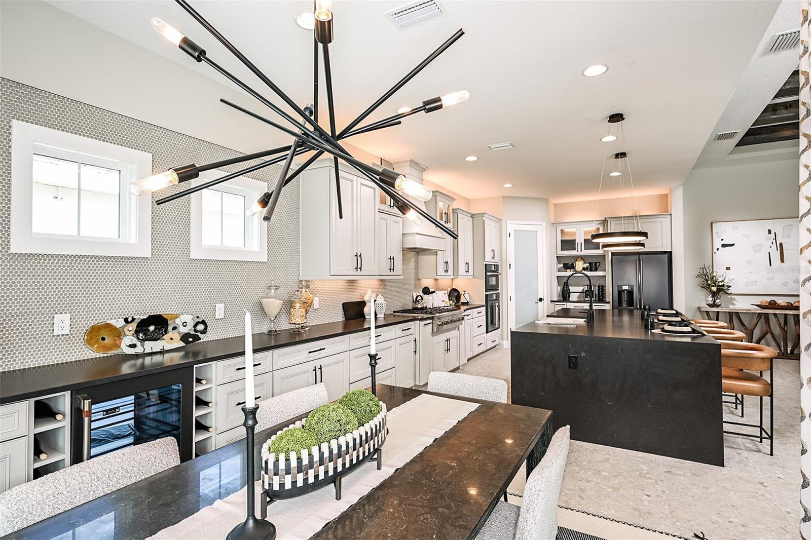 17720 ROOST PL, LAKEWOOD RANCH, FL, 34211
