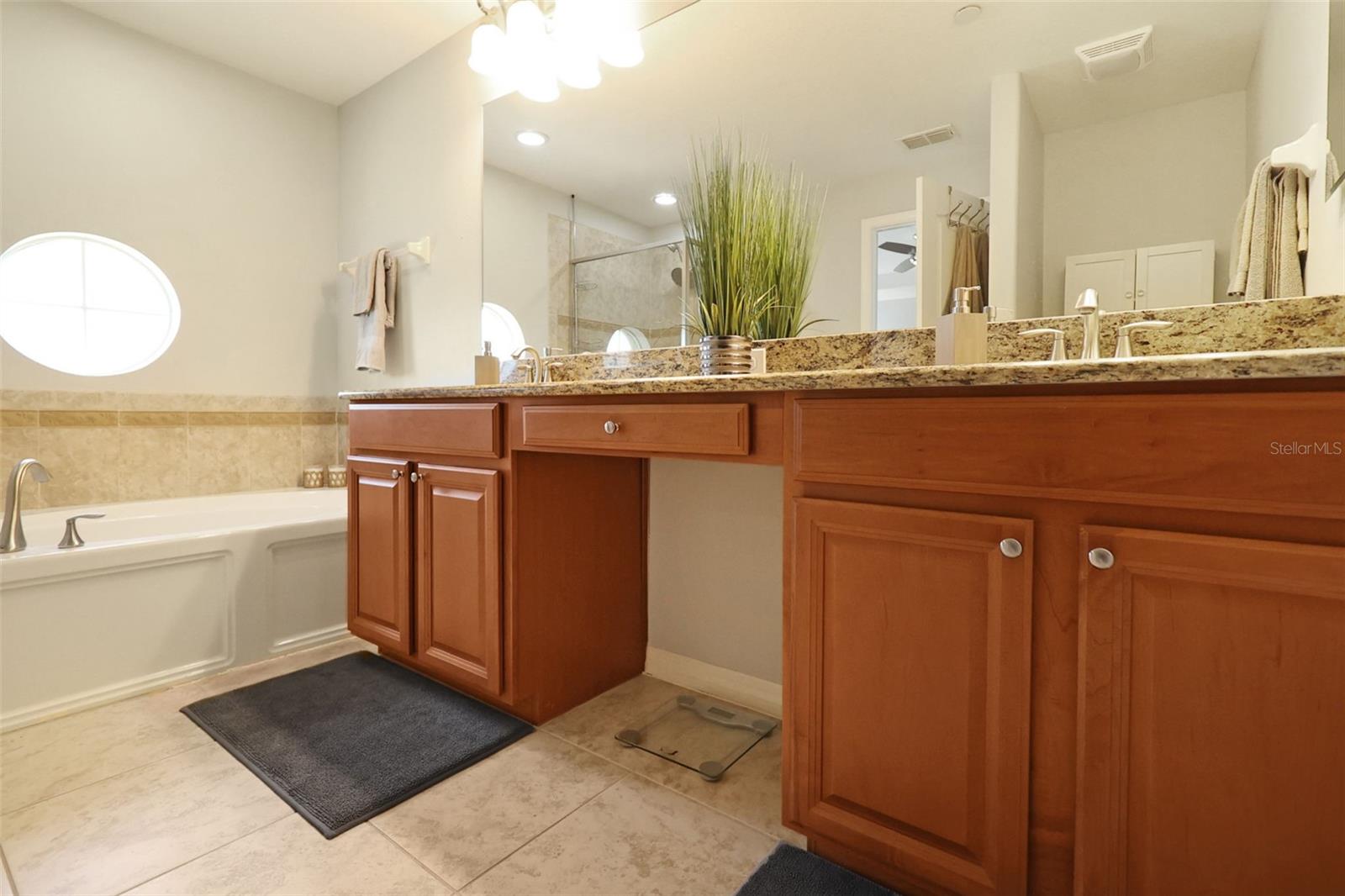 10144 ARBOR RUN DR #144, TAMPA, FL, 33647