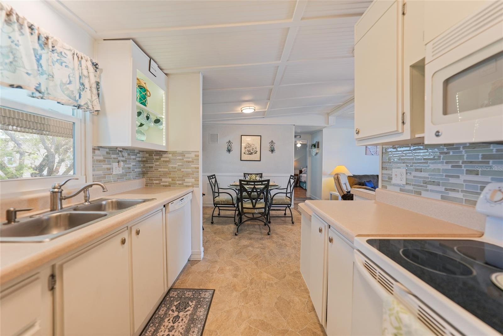 213 SCHOONER ST, NORTH PORT, FL, 34287