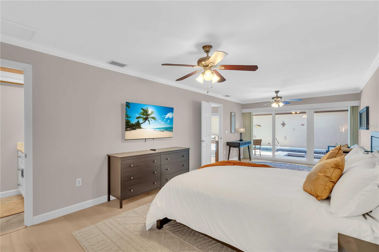3806 GLEN OAKS MANOR DR, SARASOTA, FL, 34232