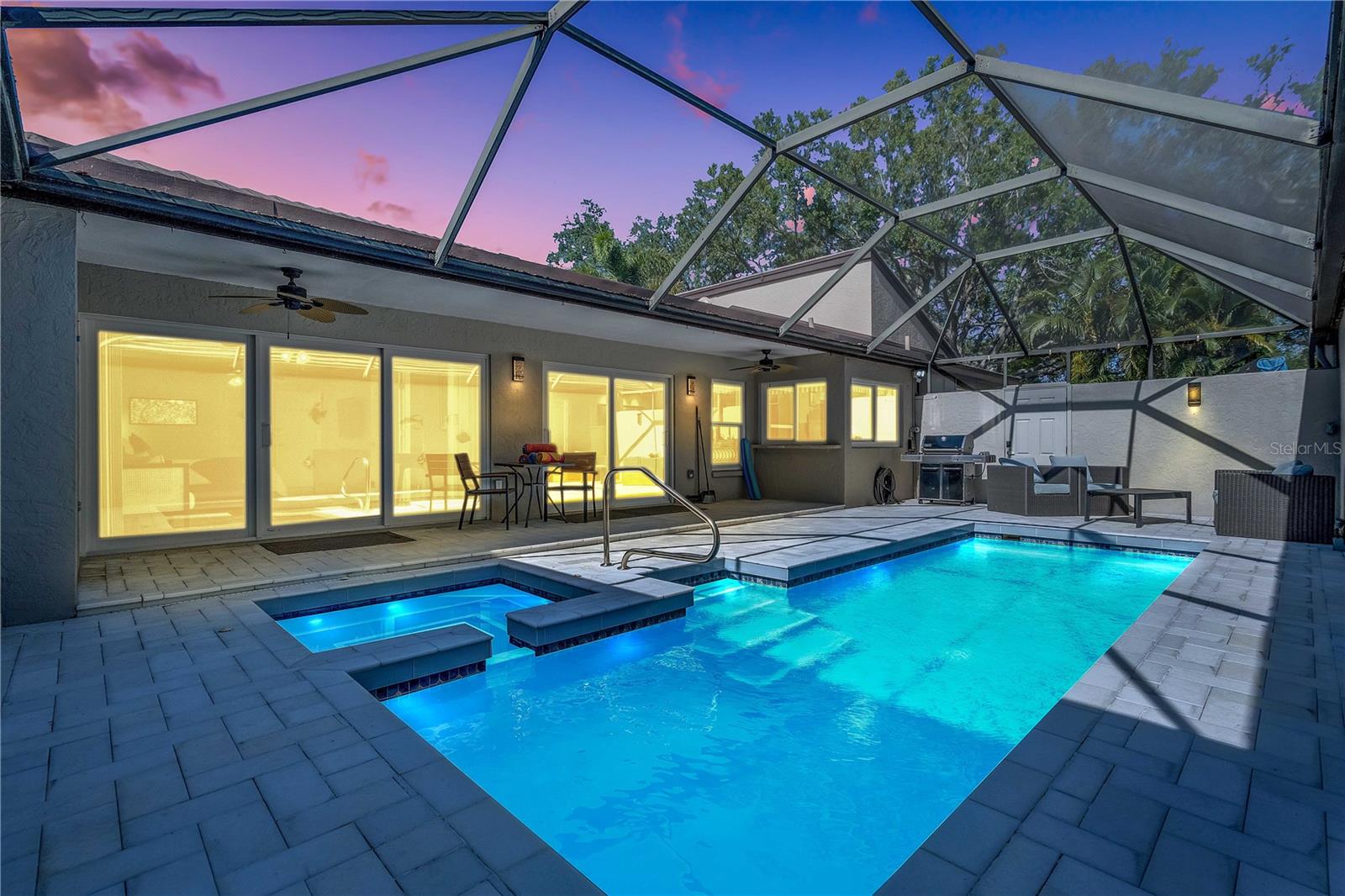 3806 GLEN OAKS MANOR DR, SARASOTA, FL, 34232