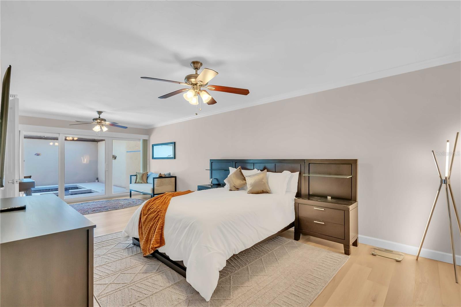 3806 GLEN OAKS MANOR DR, SARASOTA, FL, 34232