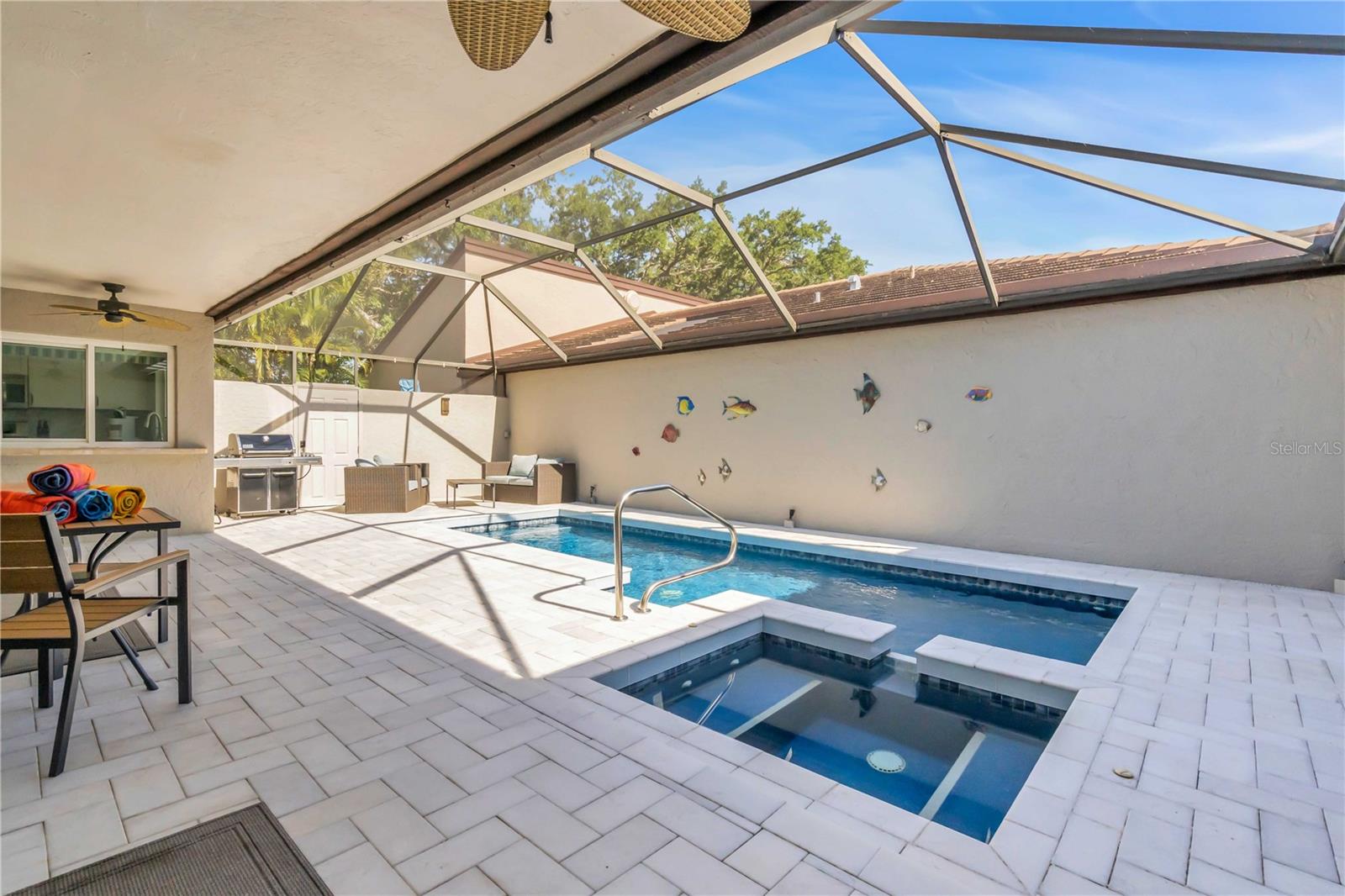 3806 GLEN OAKS MANOR DR, SARASOTA, FL, 34232