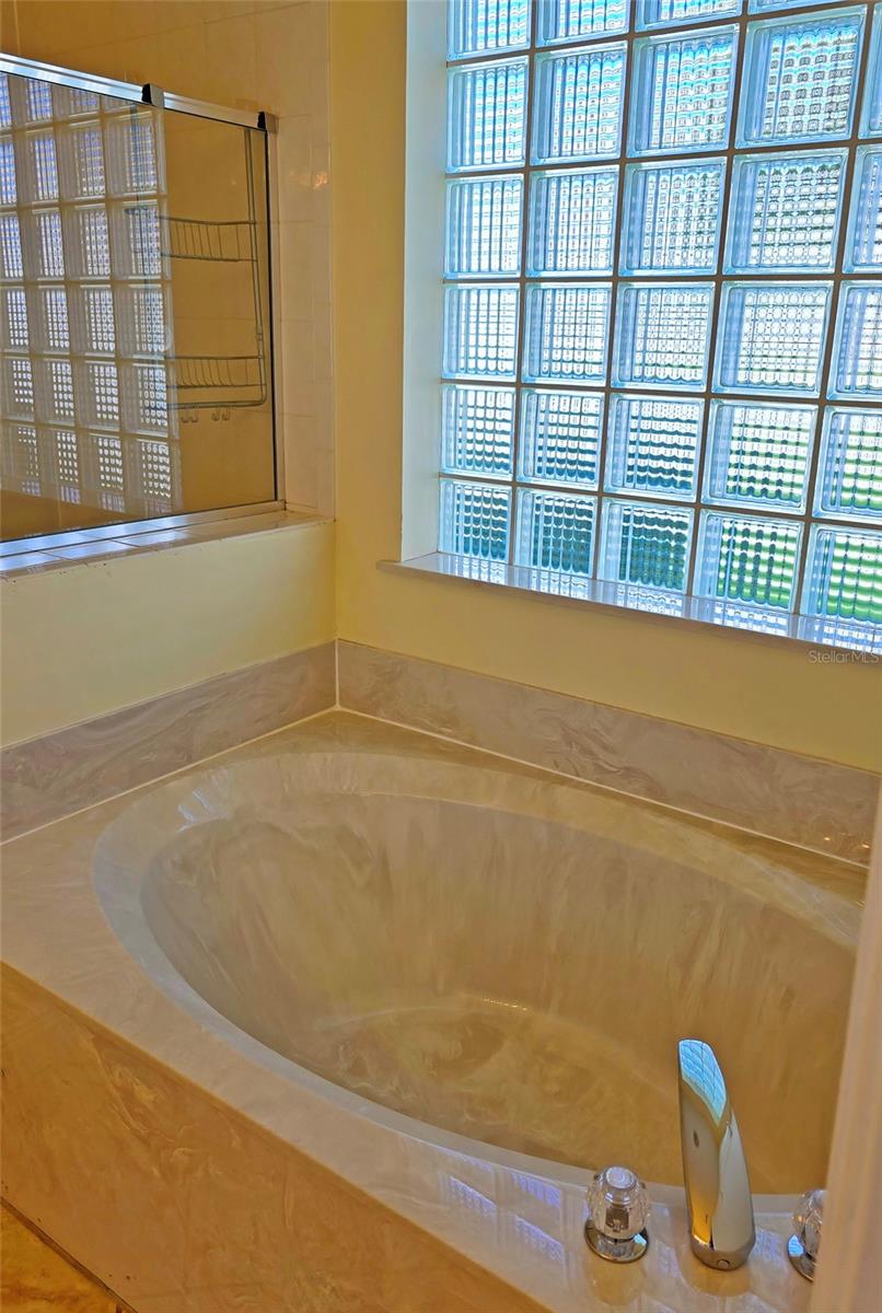 7421 FAIRLINKS CT, SARASOTA, FL, 34243