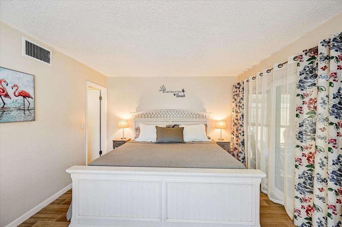 722 S BLVD OF THE PRESIDENTS #105, SARASOTA, FL, 34236