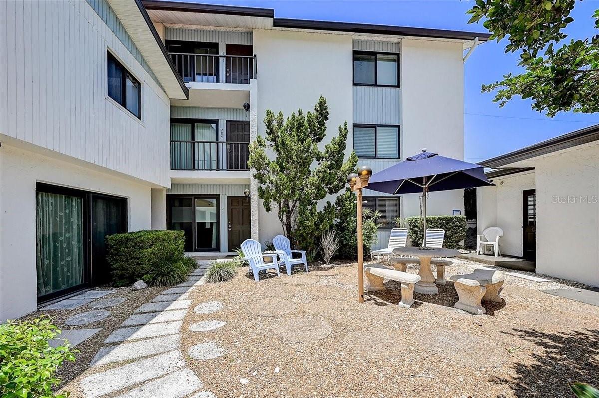 722 S BLVD OF THE PRESIDENTS #105, SARASOTA, FL, 34236