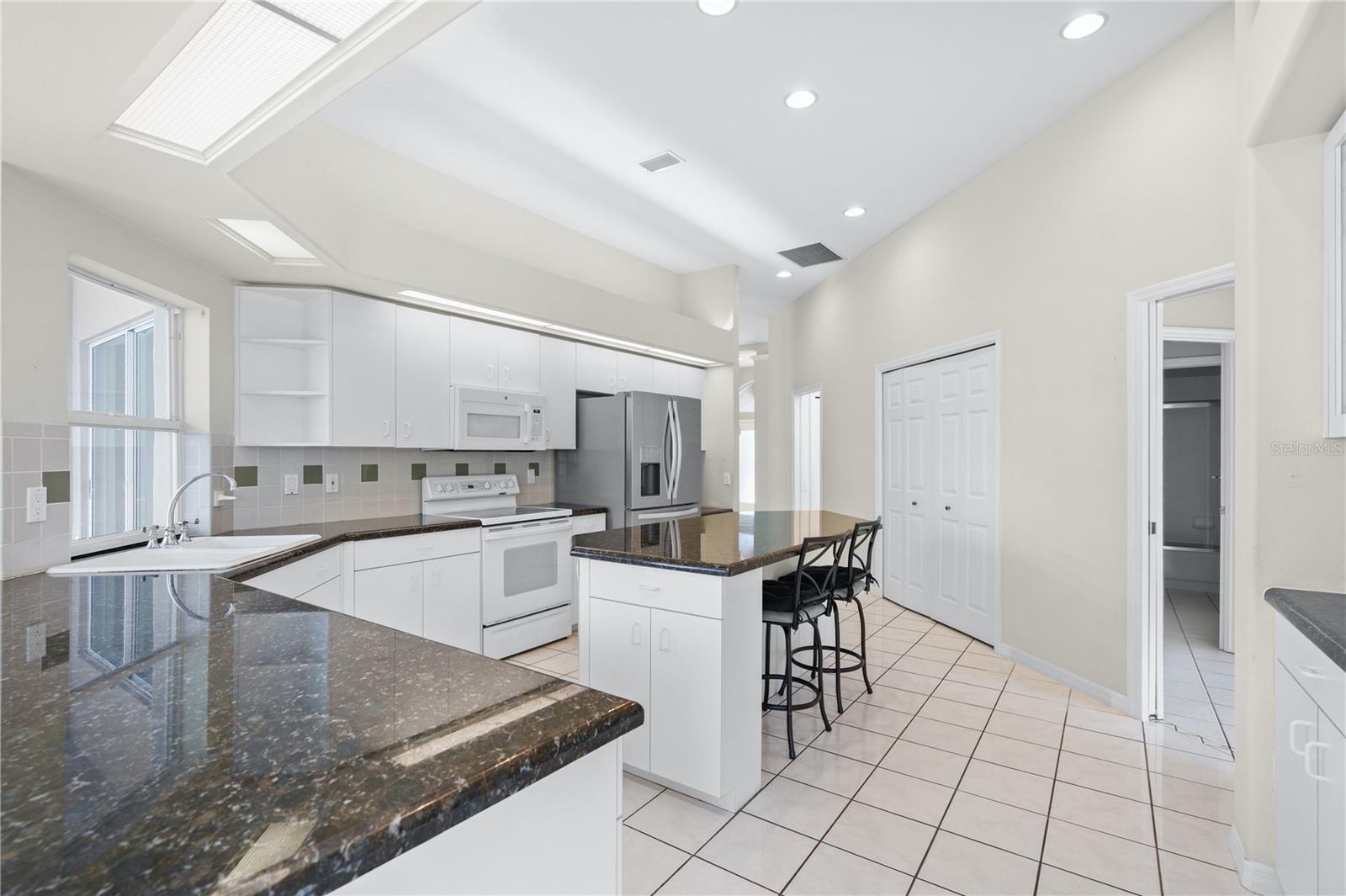 7128 DORNOUGH LN, BRADENTON, FL, 34202