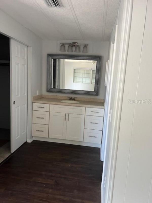 1421 COLONIA LN E, NOKOMIS, FL, 34275