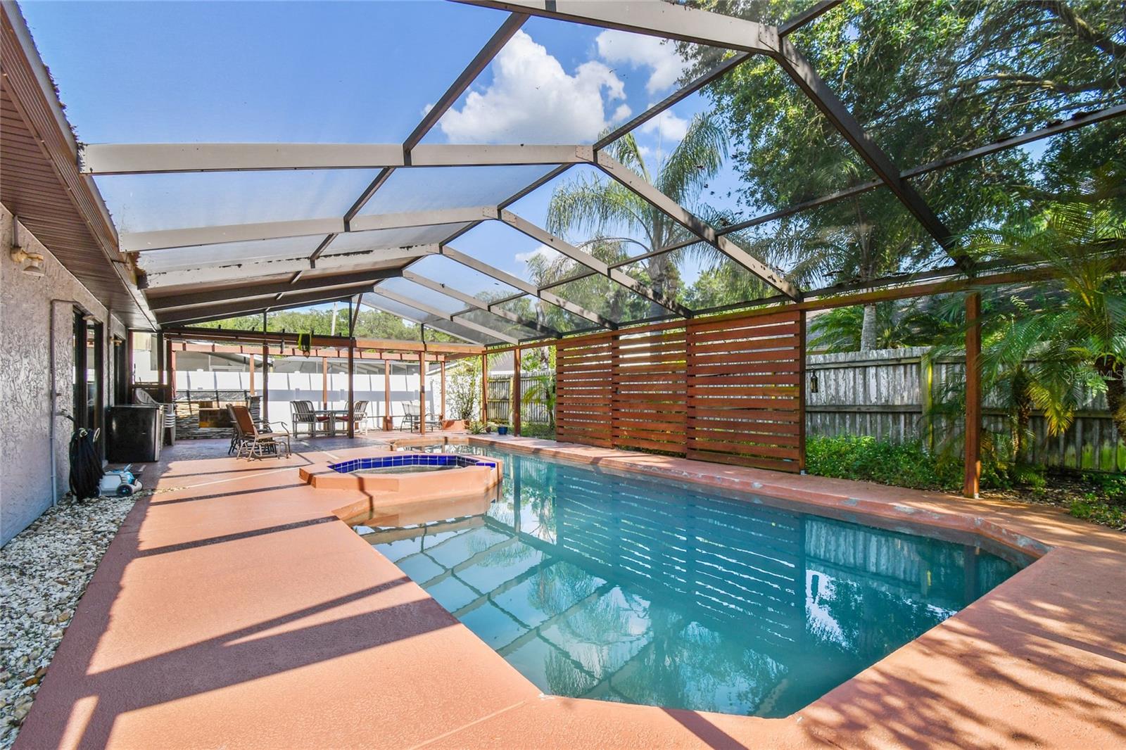 5806 SILVER MOON AVE, TAMPA, FL, 33625