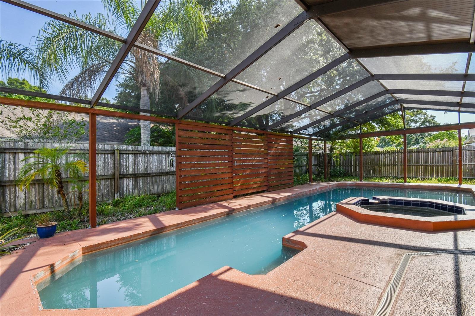 5806 SILVER MOON AVE, TAMPA, FL, 33625