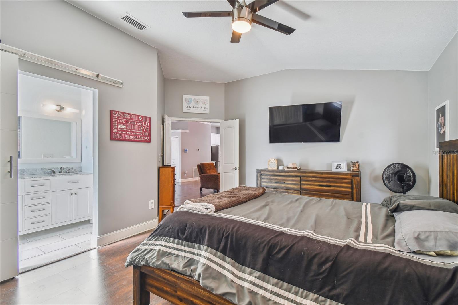 5806 SILVER MOON AVE, TAMPA, FL, 33625