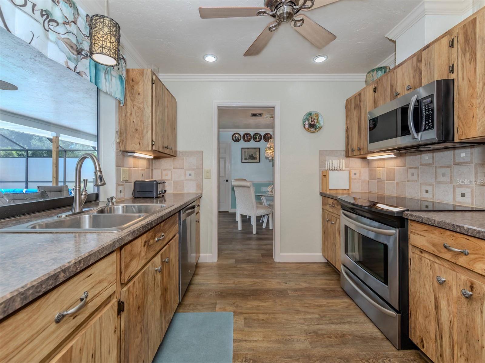 2541 NORTHWAY DR, VENICE, FL, 34292