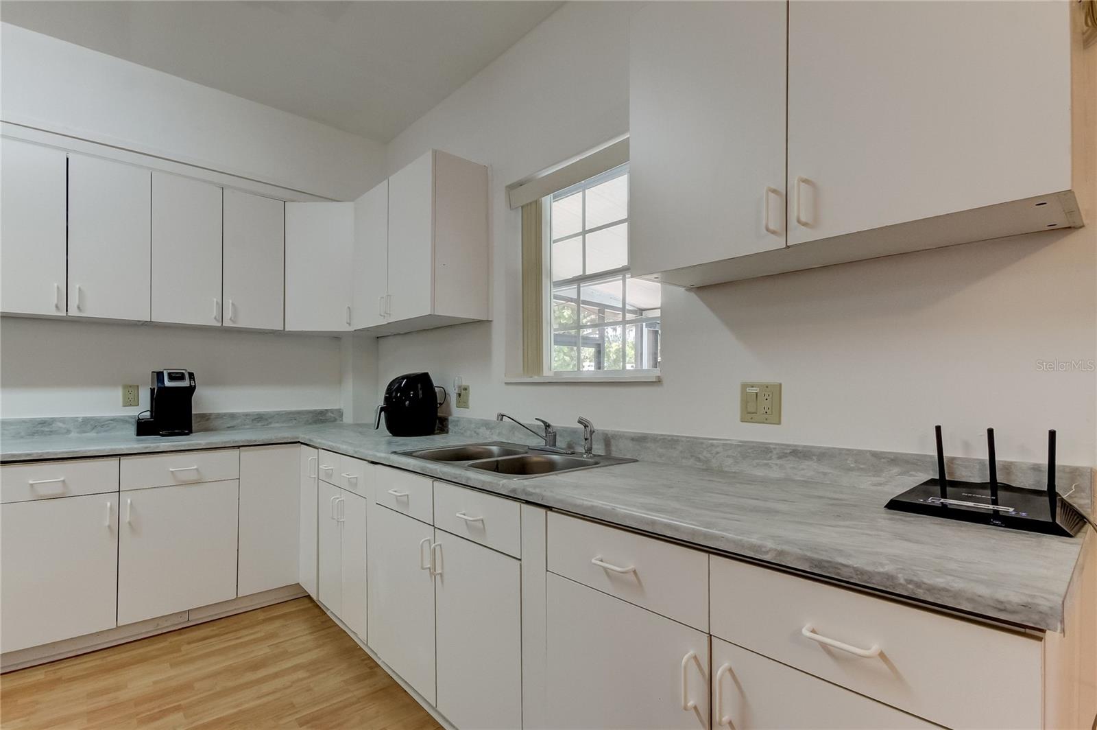 6050 62ND AVE N, PINELLAS PARK, FL, 33781