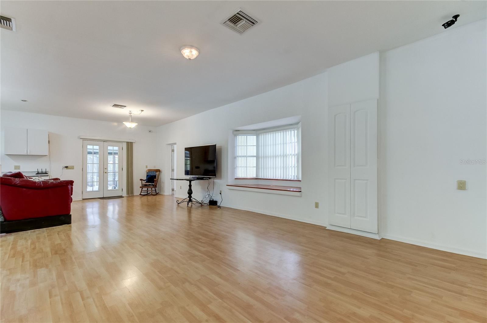 6050 62ND AVE N, PINELLAS PARK, FL, 33781
