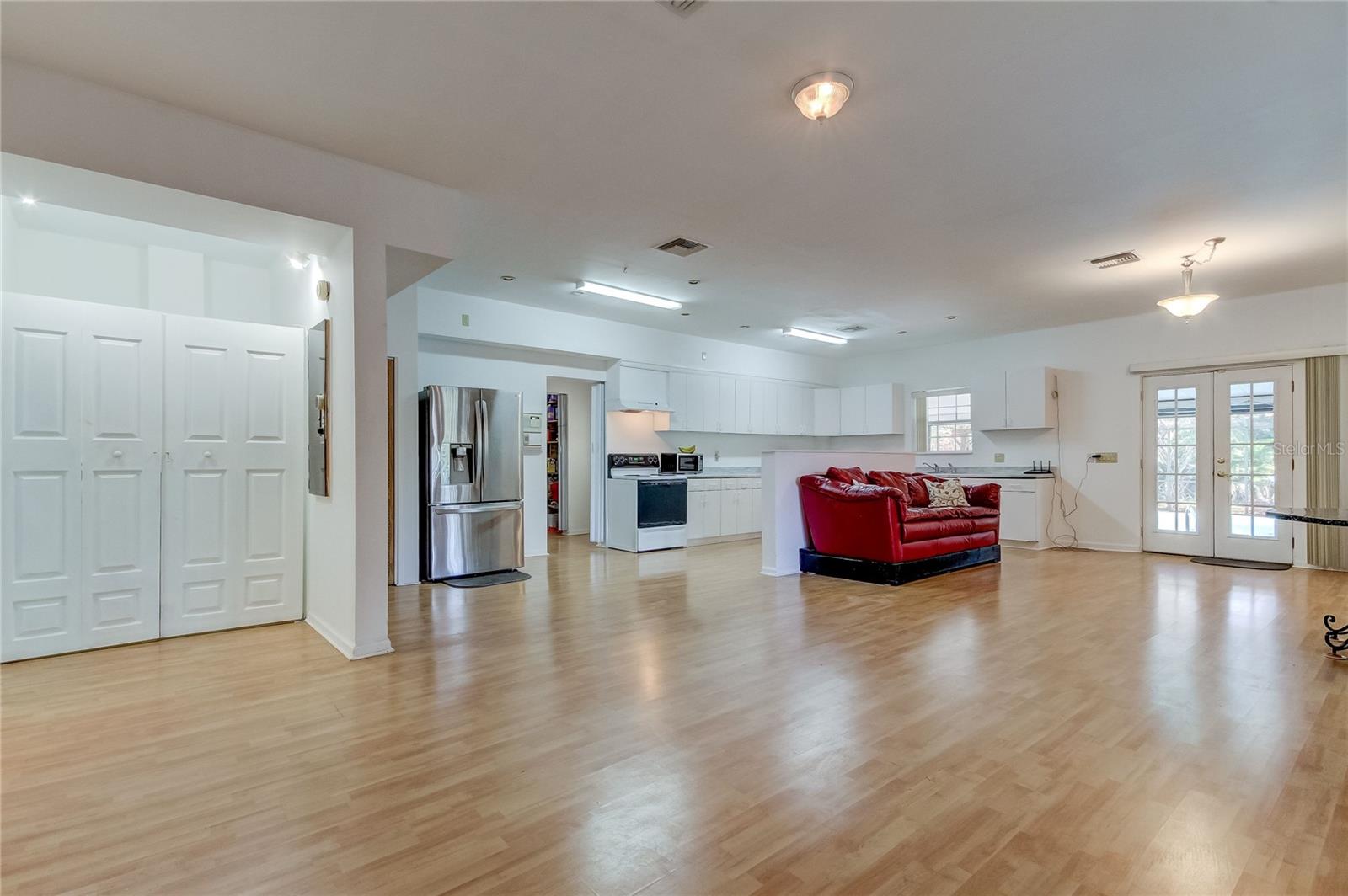 6050 62ND AVE N, PINELLAS PARK, FL, 33781