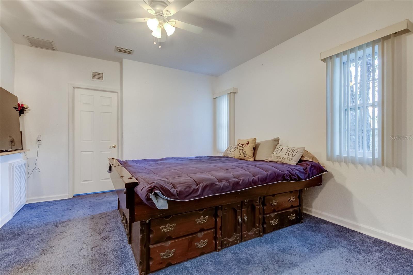 6050 62ND AVE N, PINELLAS PARK, FL, 33781