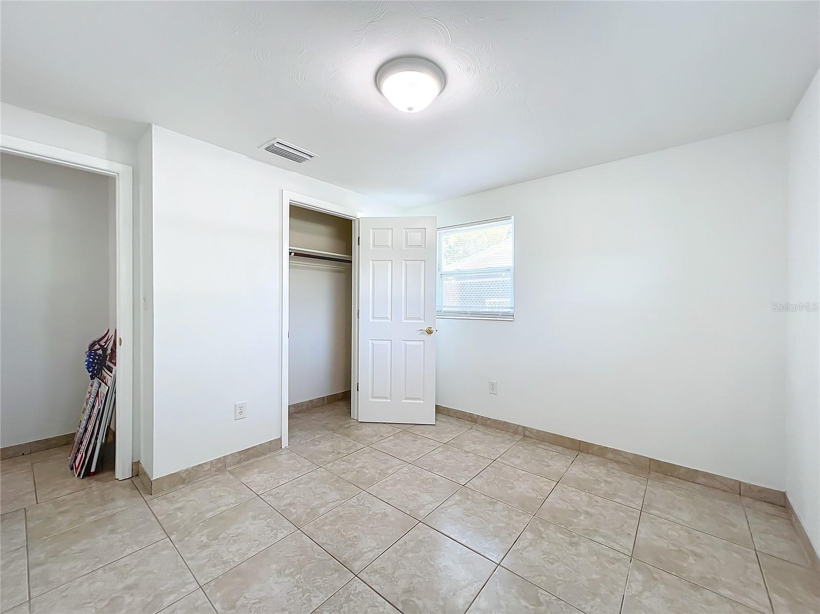 935 N GALLOWAY RD, LAKELAND, FL, 33810