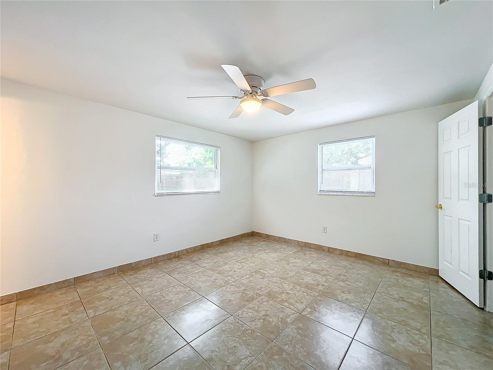 935 N GALLOWAY RD, LAKELAND, FL, 33810