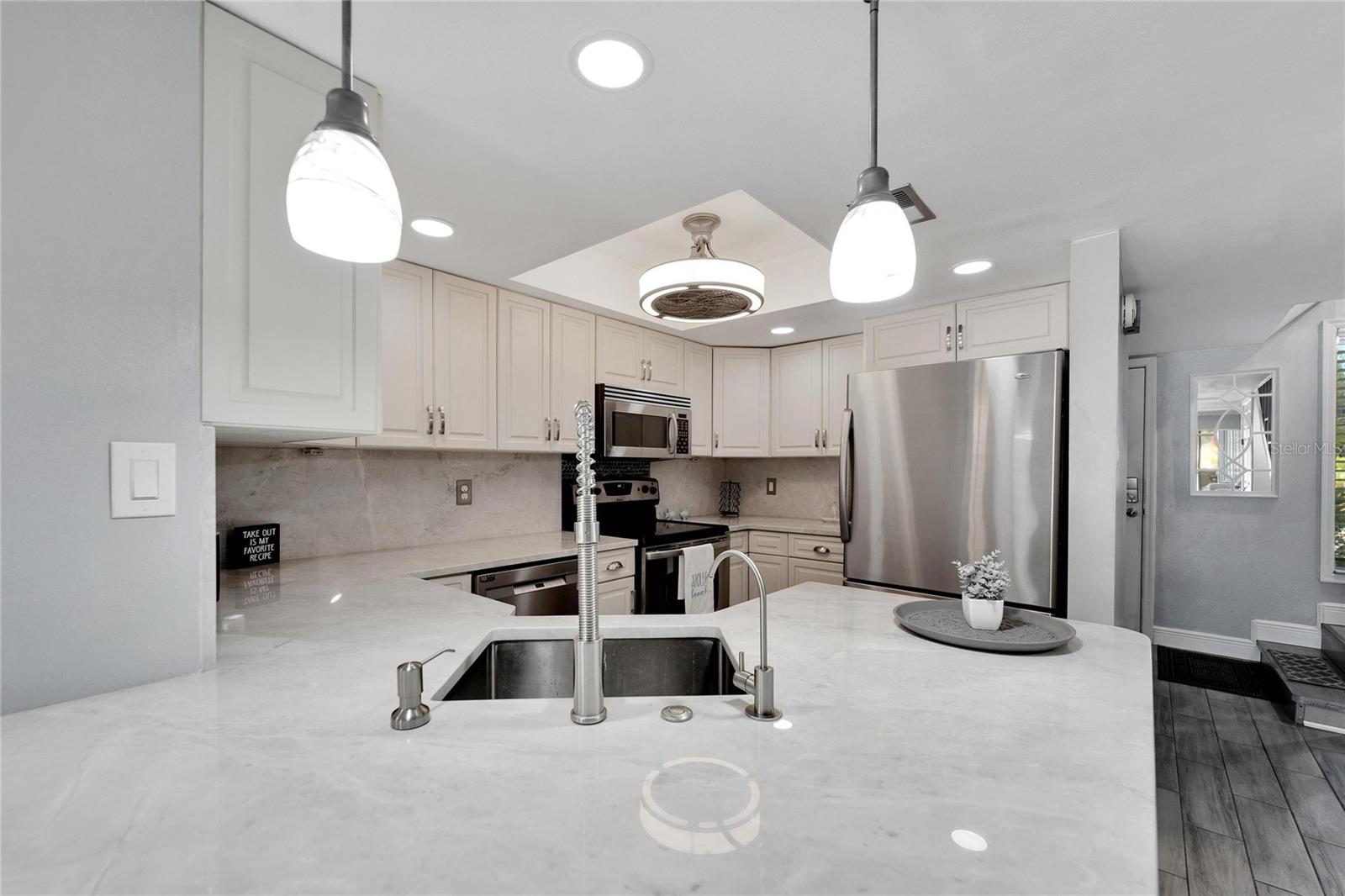 1028 APOLLO BEACH BLVD #27, APOLLO BEACH, FL, 33572