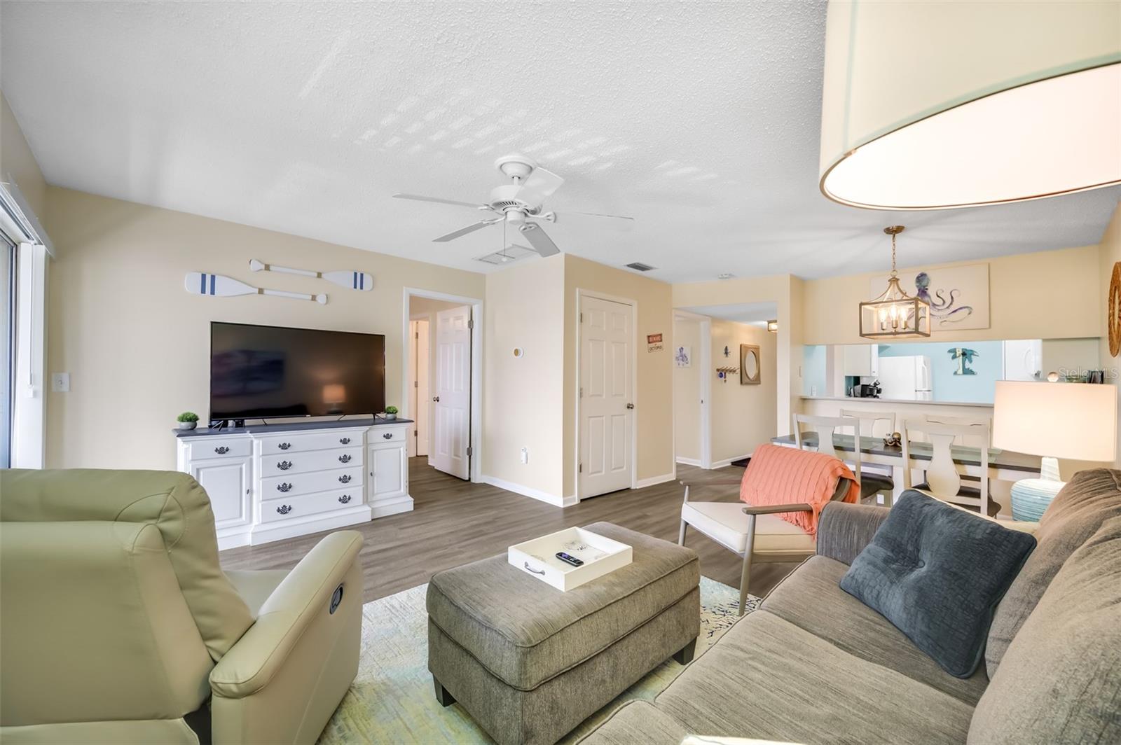 260 MEDALLION BLVD #F, MADEIRA BEACH, FL, 33708