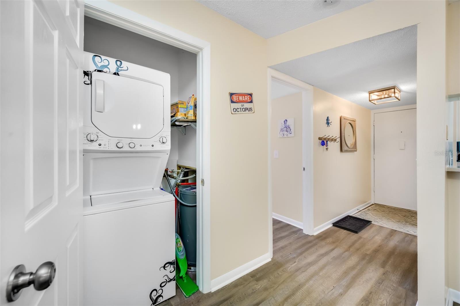 260 MEDALLION BLVD #F, MADEIRA BEACH, FL, 33708