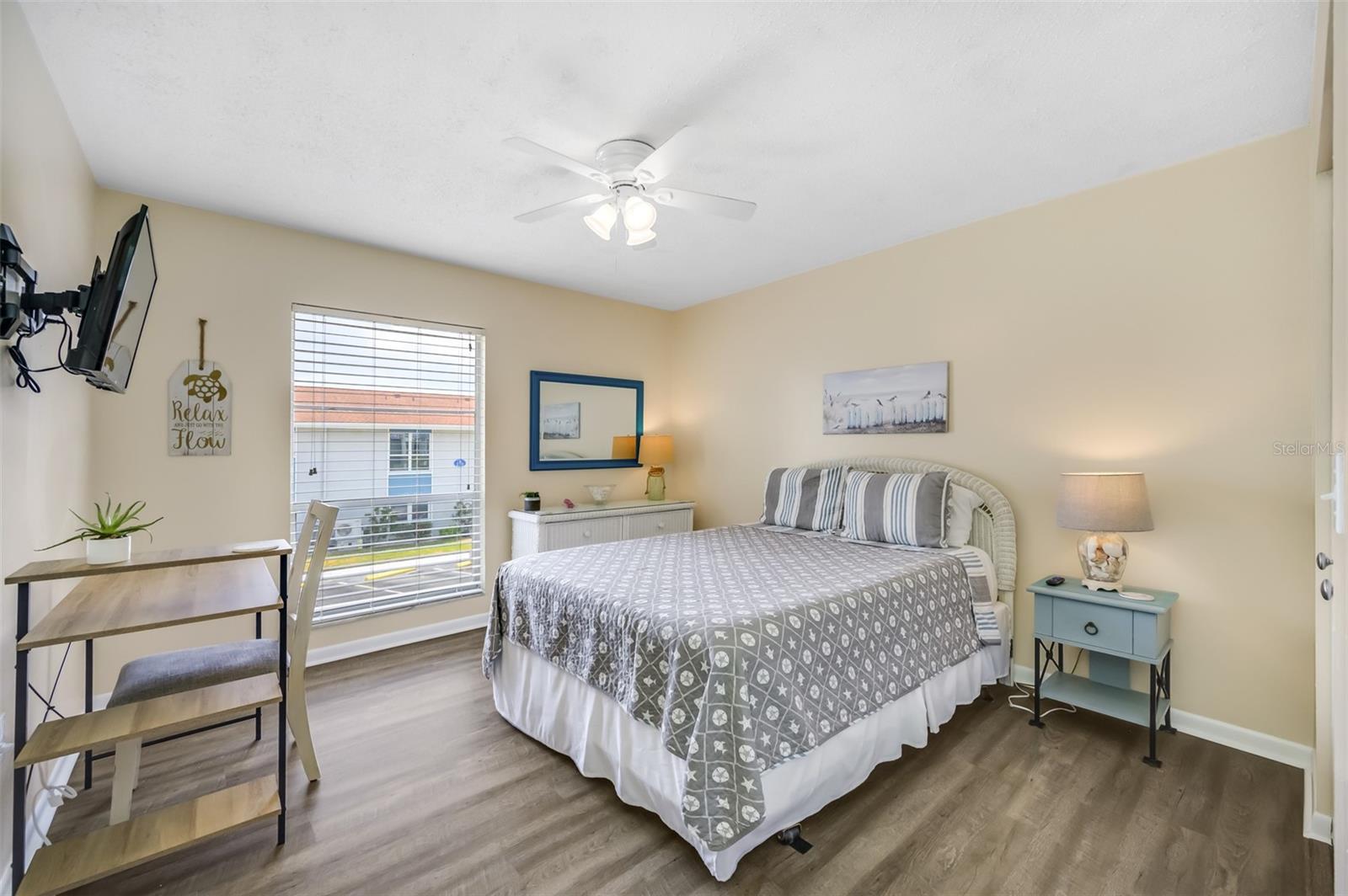 260 MEDALLION BLVD #F, MADEIRA BEACH, FL, 33708