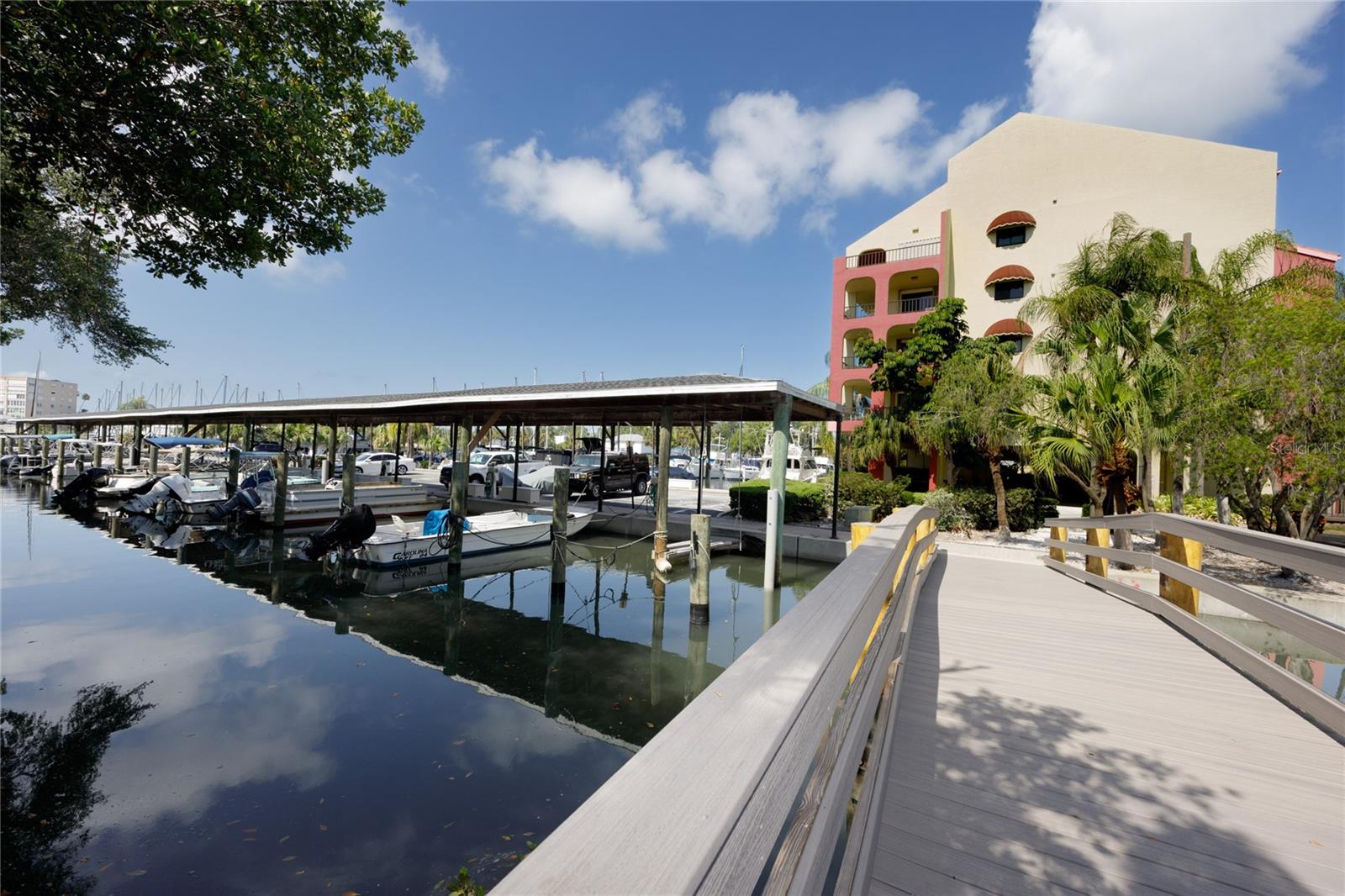 1750 HARBOR PL S #103, SOUTH PASADENA, FL, 33707