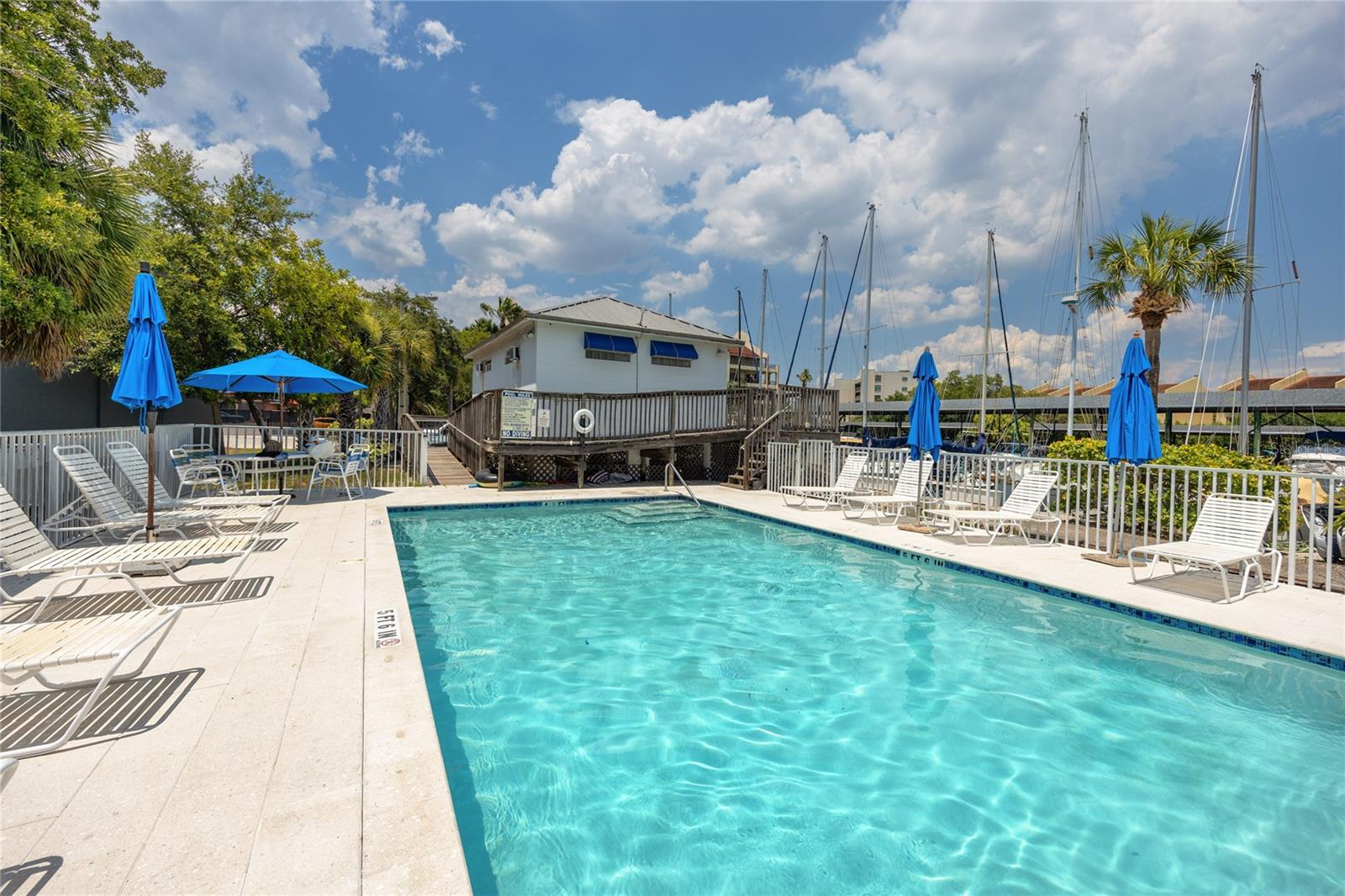 1750 HARBOR PL S #103, SOUTH PASADENA, FL, 33707