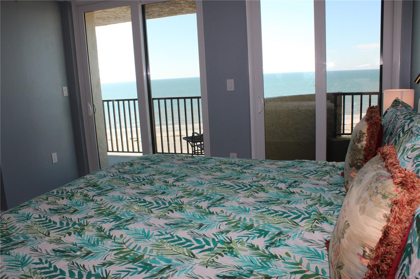1290 GULF BLVD #1006, CLEARWATER BEACH, FL, 33767