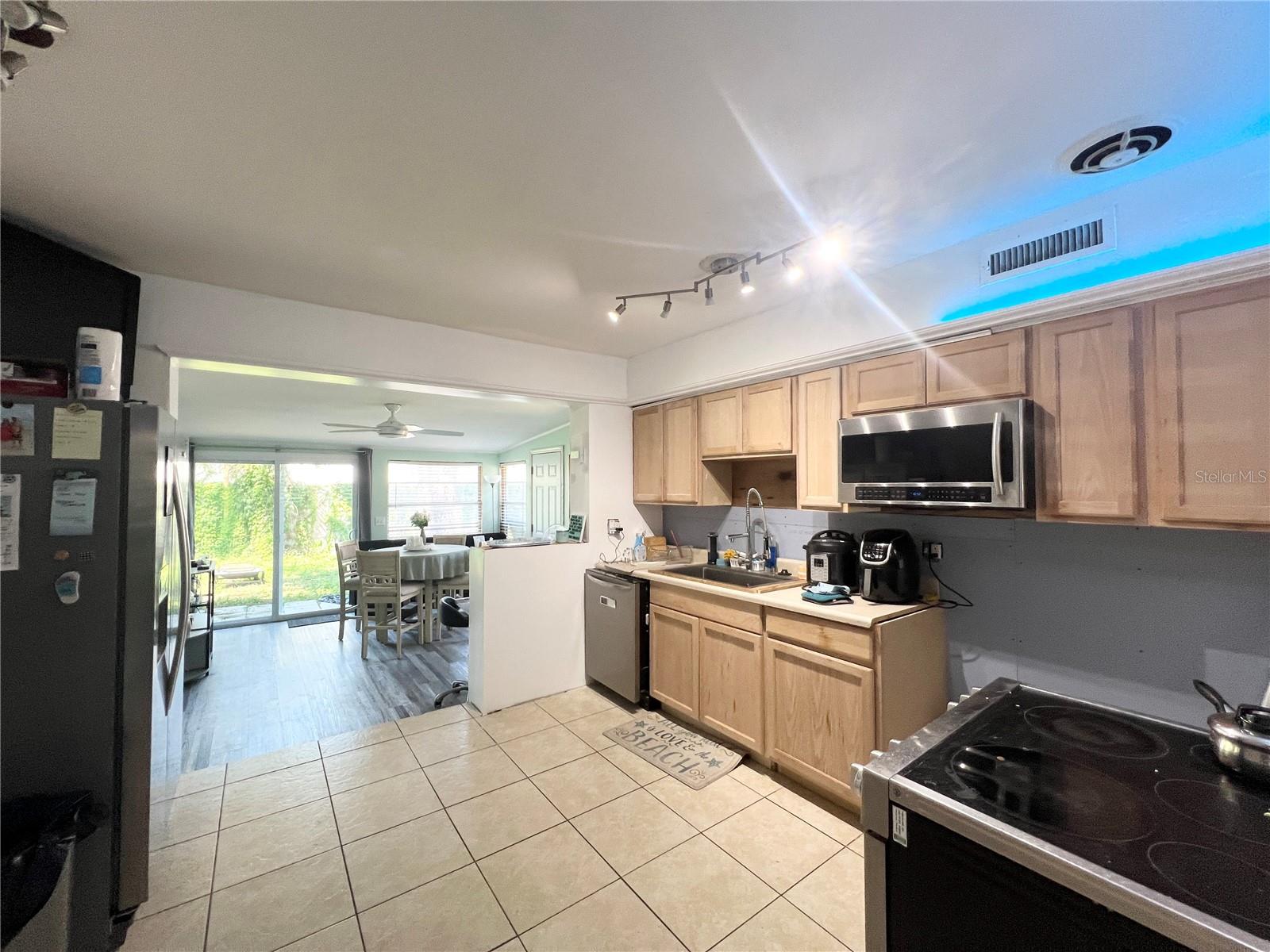 1536 ESPANOLA AVE, HOLLY HILL, FL, 32117
