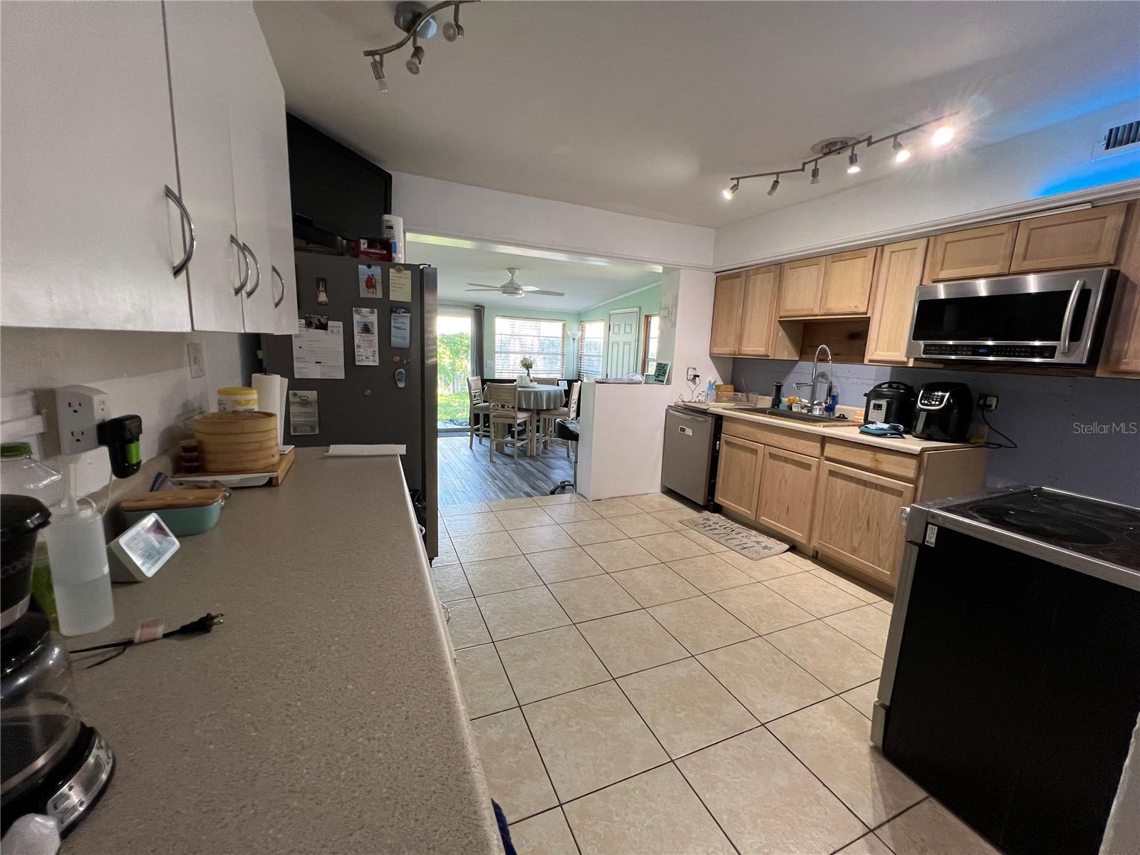 1536 ESPANOLA AVE, HOLLY HILL, FL, 32117