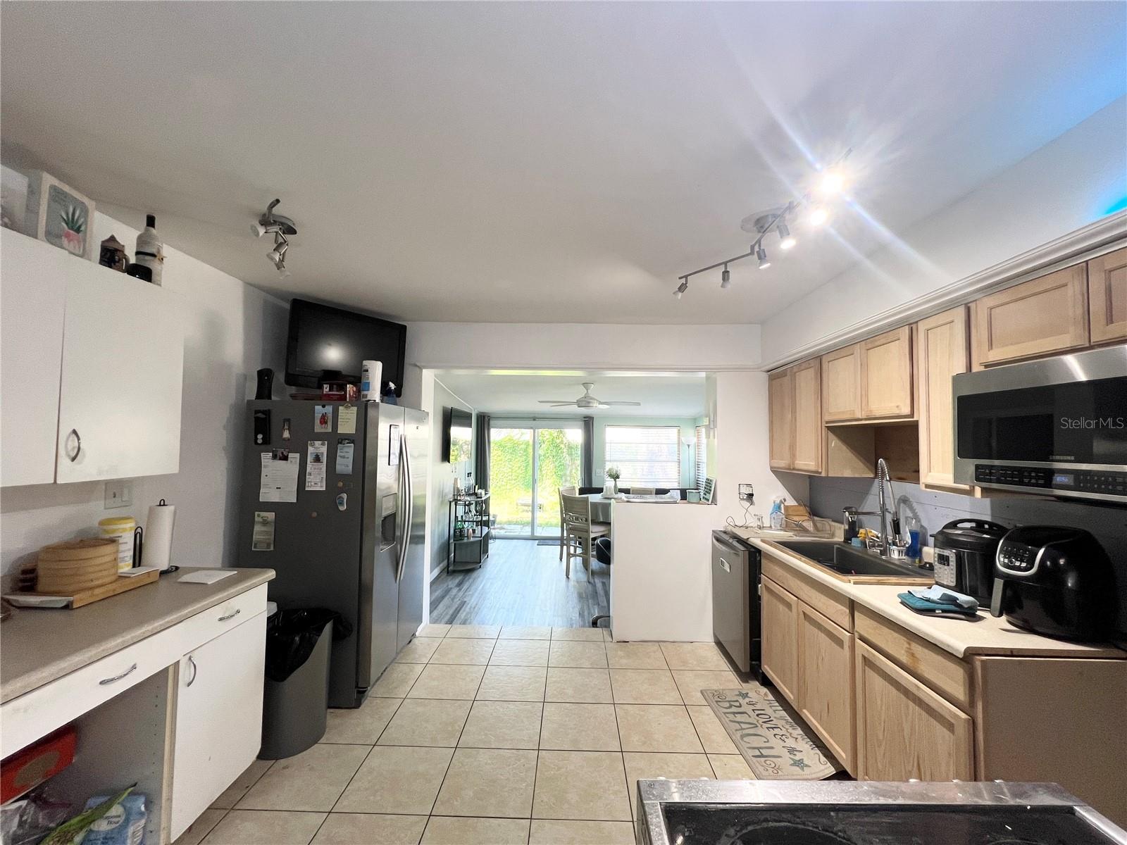 1536 ESPANOLA AVE, HOLLY HILL, FL, 32117