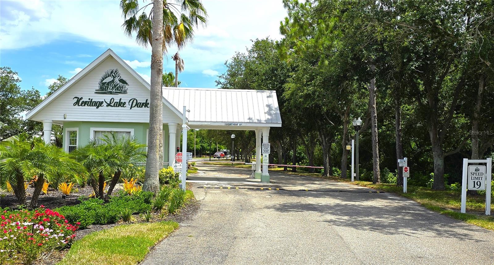 2061 WILLOW HAMMOCK CIR #202, PUNTA GORDA, FL, 33983
