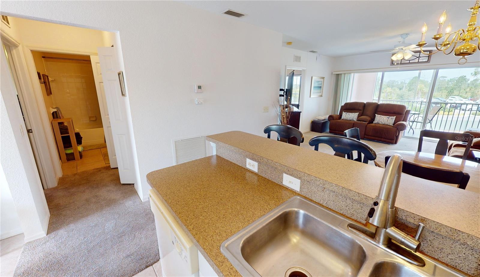 2061 WILLOW HAMMOCK CIR #202, PUNTA GORDA, FL, 33983