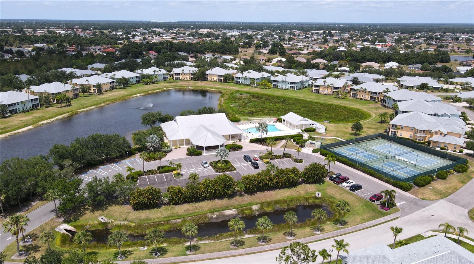2061 WILLOW HAMMOCK CIR #202, PUNTA GORDA, FL, 33983