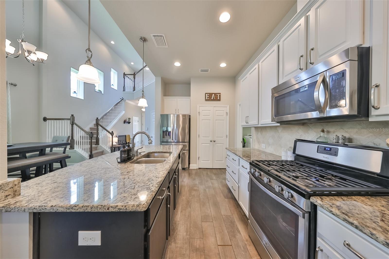 6924 OLD BENTON DR, APOLLO BEACH, FL, 33572