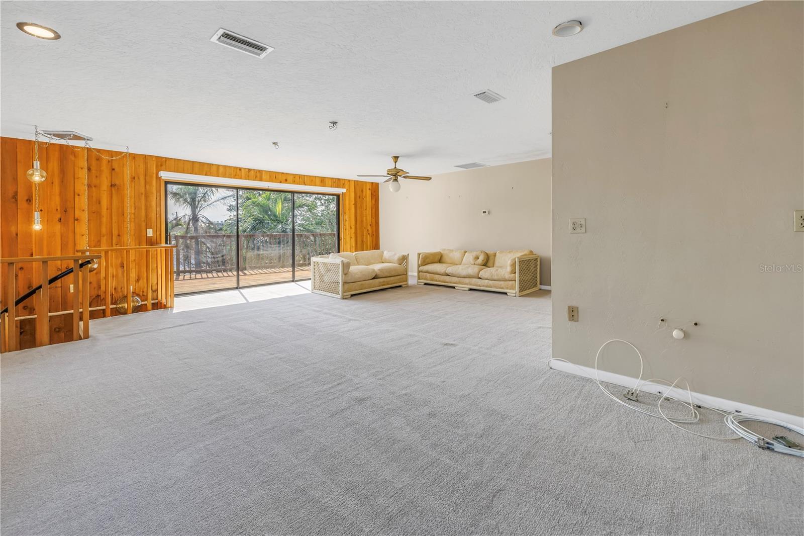 10073 S YACHT CLUB DR, TREASURE ISLAND, FL, 33706